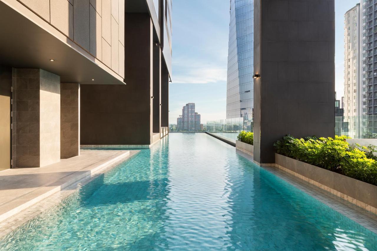 Ascott Thonglor Bangkok Hotel Eksteriør billede The Sky Pool